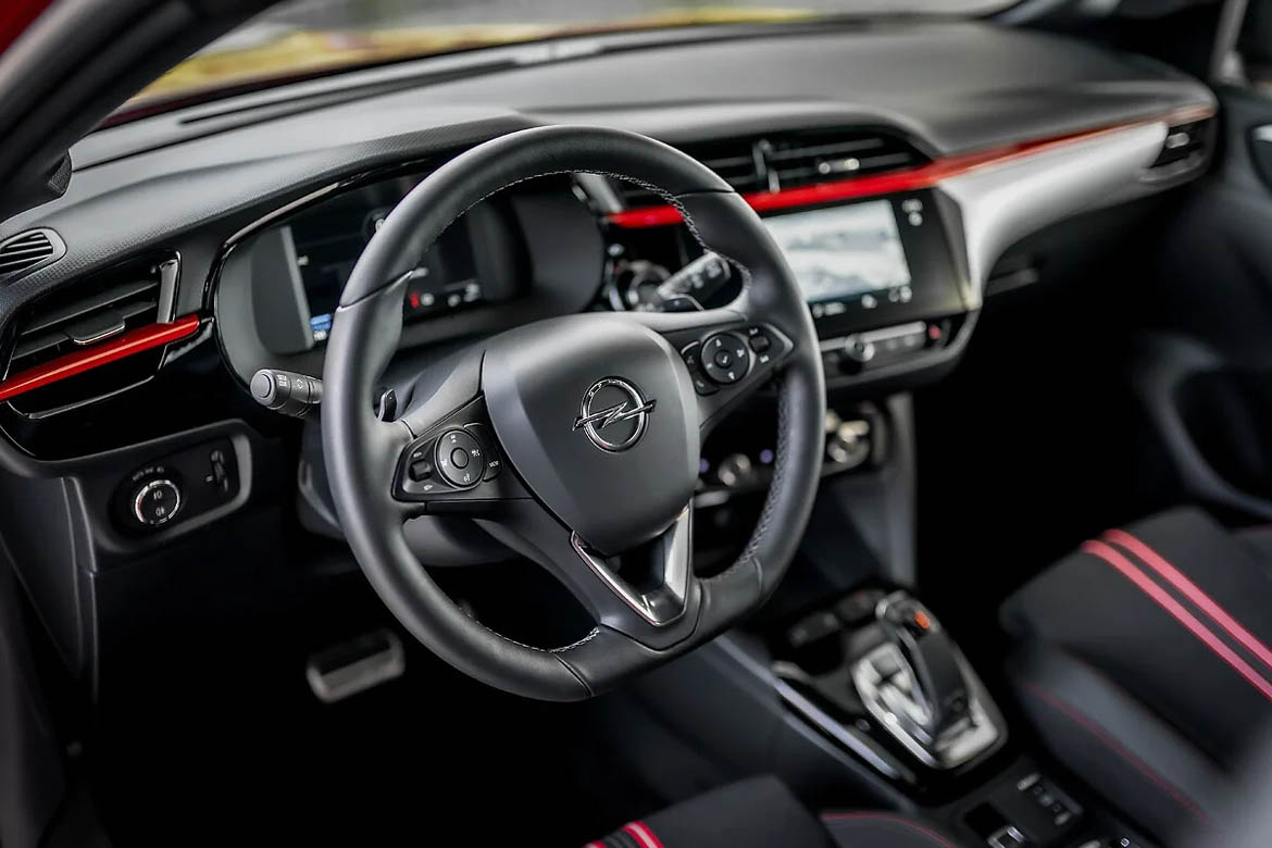Opel Corsa - Wyposażenie